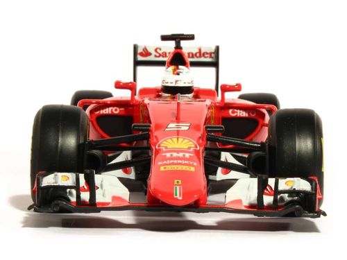 photo n°4 : FERRARI SF15-T F1 Sébastien VETTEL 2015