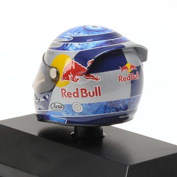 photo n°3 : Casque RED BULL VETTEL 2011