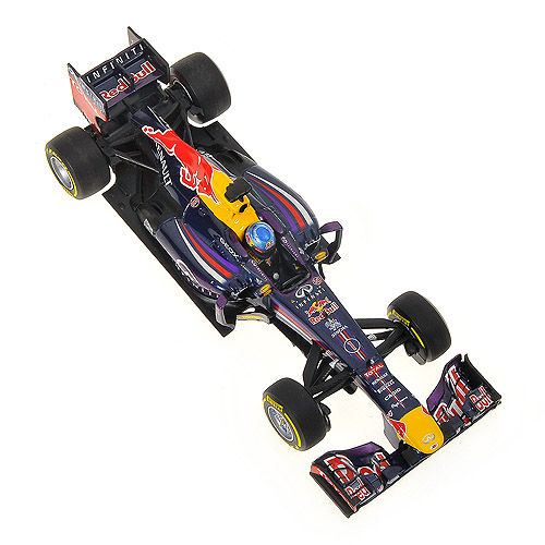 photo n°3 : Red Bull Renault RB9 S. VETTEL