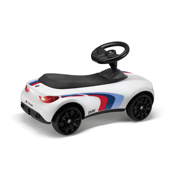 Une voiture pour enfant à énergie musclée : la BMW Baby RacerII