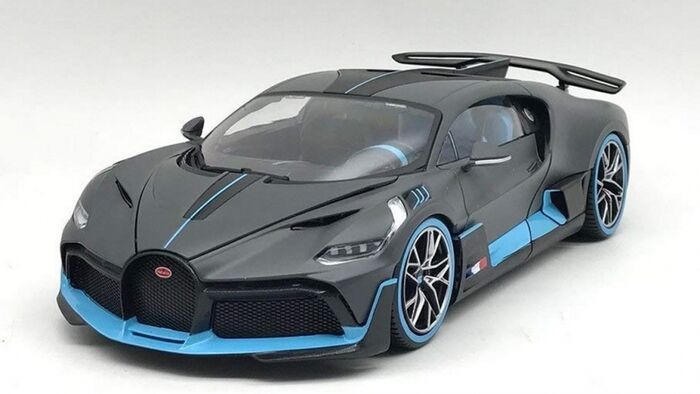 BUGATTI Divo