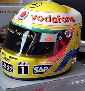 photo n°2 : Casque McLaren Hamilton 2008