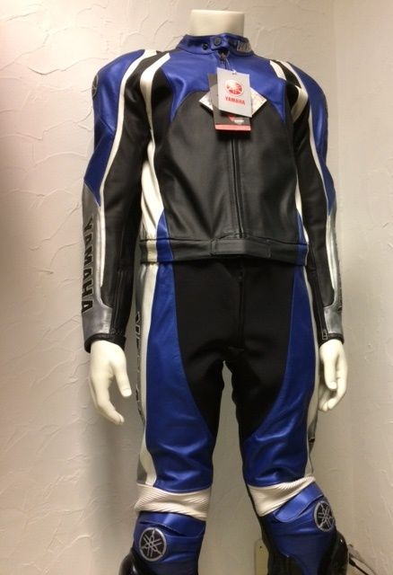 photo n°1 : Combinaison Cuir YAMAHA Dainese