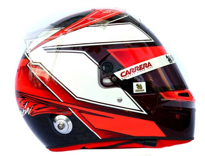 photo n°2 : Casque Kimi RAIKKONEN F1 2019