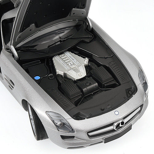 photo n°2 : Mercedes SLS AMG