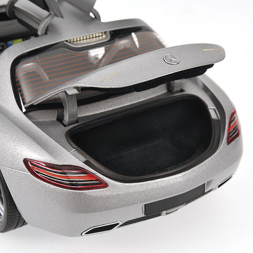 photo n°9 : Mercedes SLS AMG