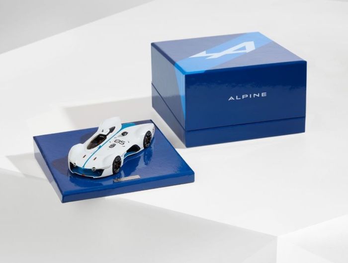 Miniature ALPINE Vision GT