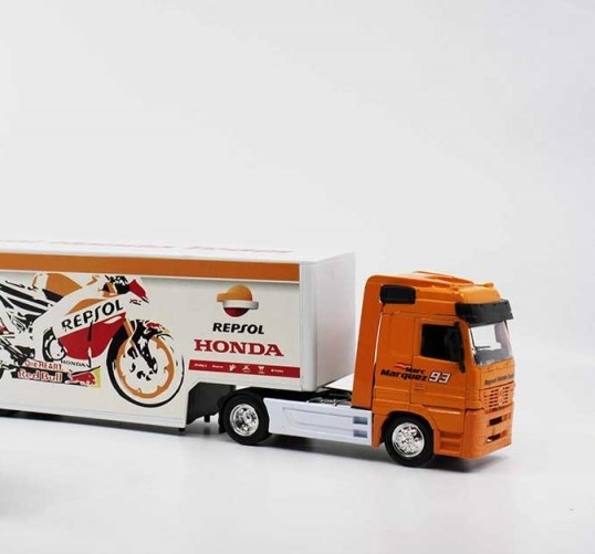 photo n°2 : Camion Respsol HONDA Racing Team