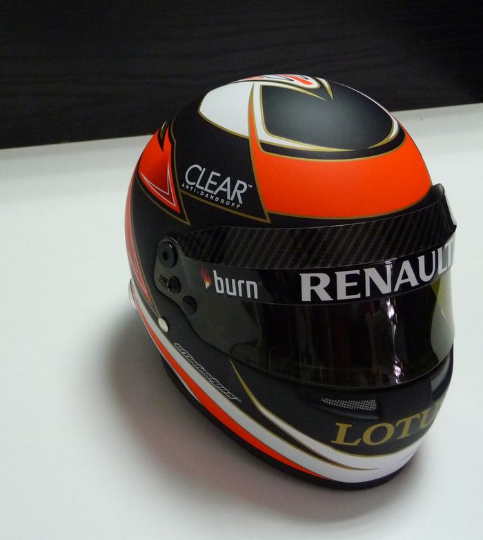 photo n°6 : Casque LOTUS RENAULT Kimi RAIKKONEN