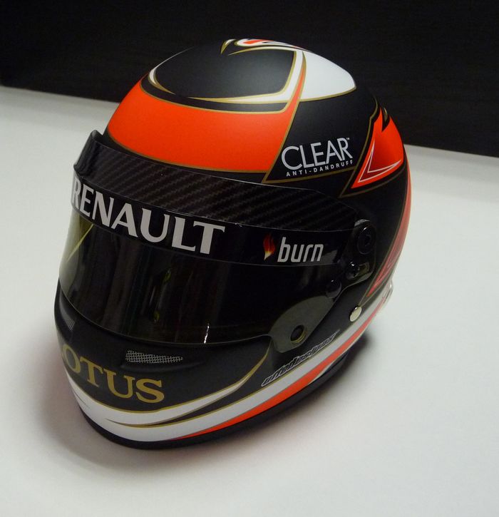 photo n°7 : Casque LOTUS RENAULT Kimi RAIKKONEN