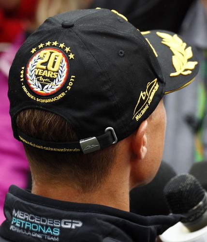 Casquette Ferrari Signée Michael Schumacher - Saison 2002/2003, Très Bon état
