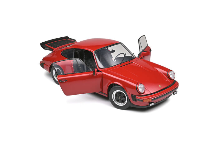 photo n°8 : PORSCHE 911 Carrera 3.2 Rouge 1984