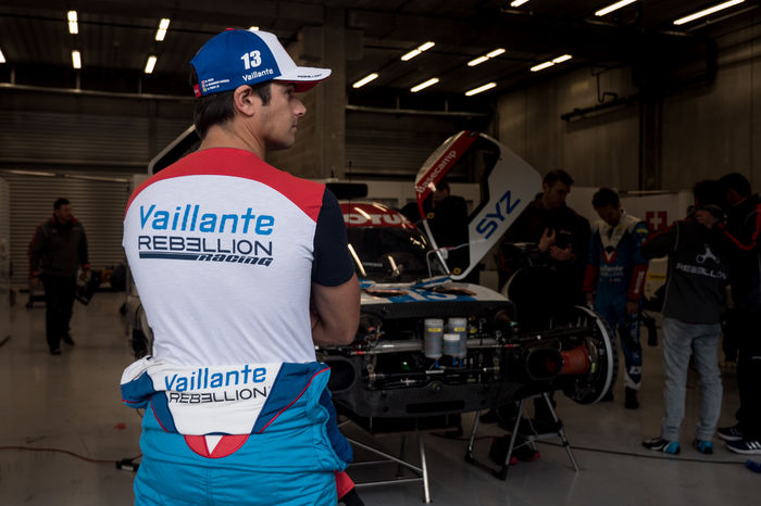 photo n°7 : T-shirt VAILLANTE REBELLION Team